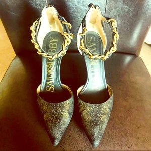 SAM & LIBBY 💙 Ankle Strap Heels